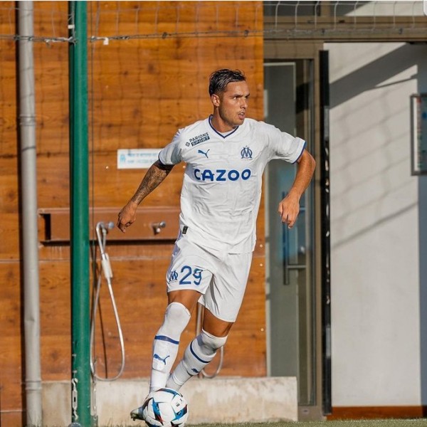 FXo65JOVQAIblNR.jpeg (83.94 Kio) Vu 957 fois FXo65JOVQAIblNR.jpeg